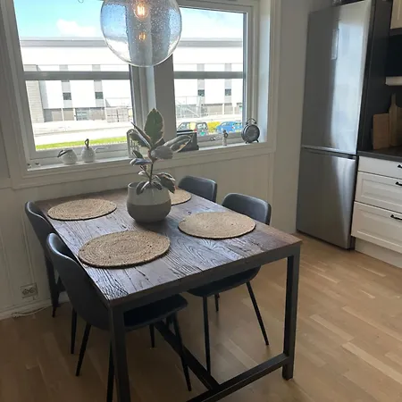 Apartamento For Rent Right Across The Street To The Ons Area *